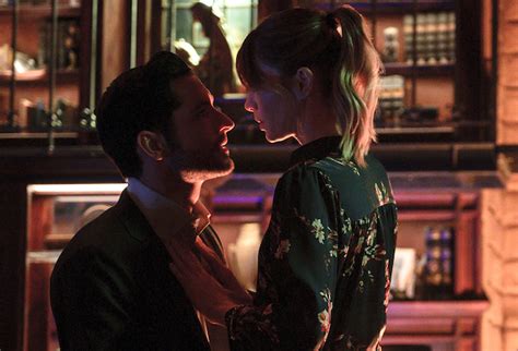 when do lucifer and chloe sleep together season 2|who is chloe in lucifer.